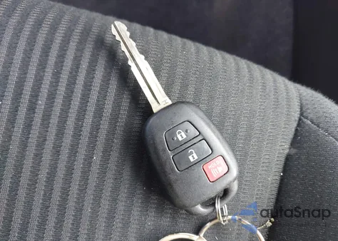 2015 Toyota Rav4 Xle from USA, damaged, VIN 2T3RFREV5FW260137